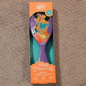 Disney Princess Jasmine Wet Brush NWT